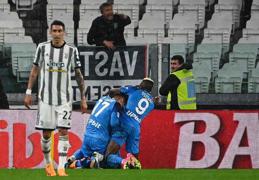 Hạ Juventus, Napoli tiến gần Scudetto hơn bao giờ hết