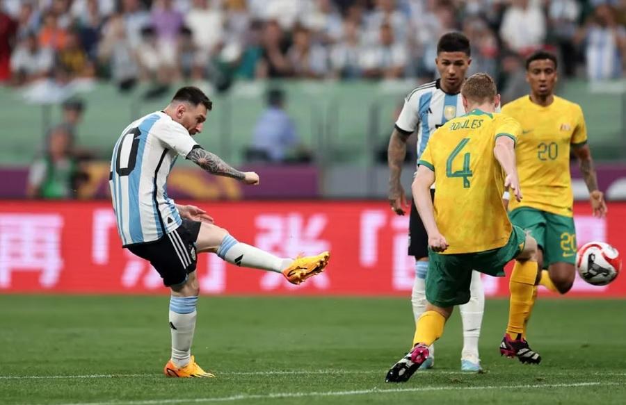 Messi lập siêu phẩm cho Argentina bằng bàn thắng nhanh nhất sự nghiệp