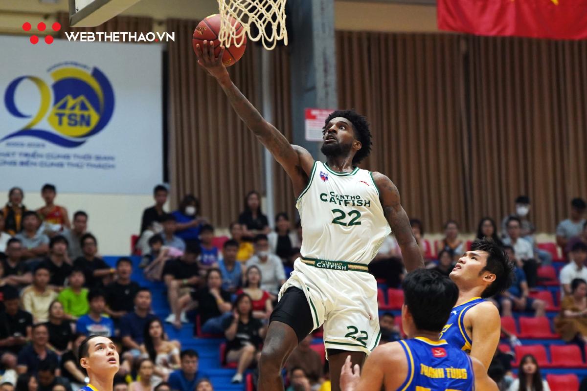 Bỏ qua trận “làm quen" ở VBA, Brachon Griffin bùng nổ đưa Cantho Catfish trở lại mạch thắng
