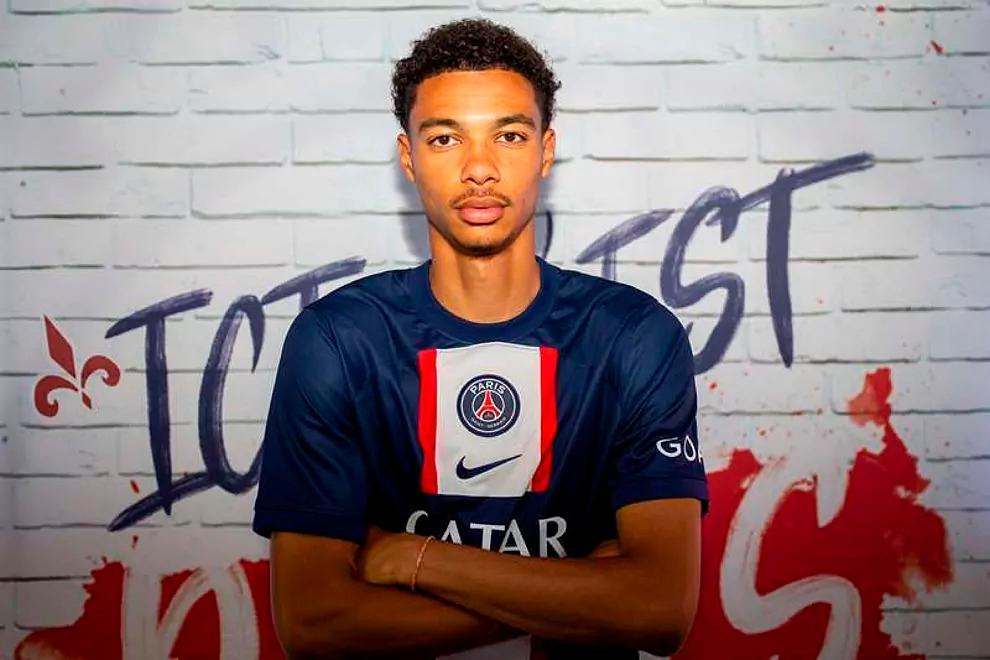 “Danh sách đen” gồm 12 cầu thủ của PSG lộ diện