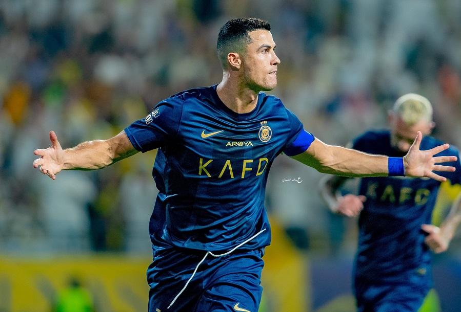 Ronaldo lập thành tích kép sau cú đúp cho Al Nassr ở giải Saudi Pro