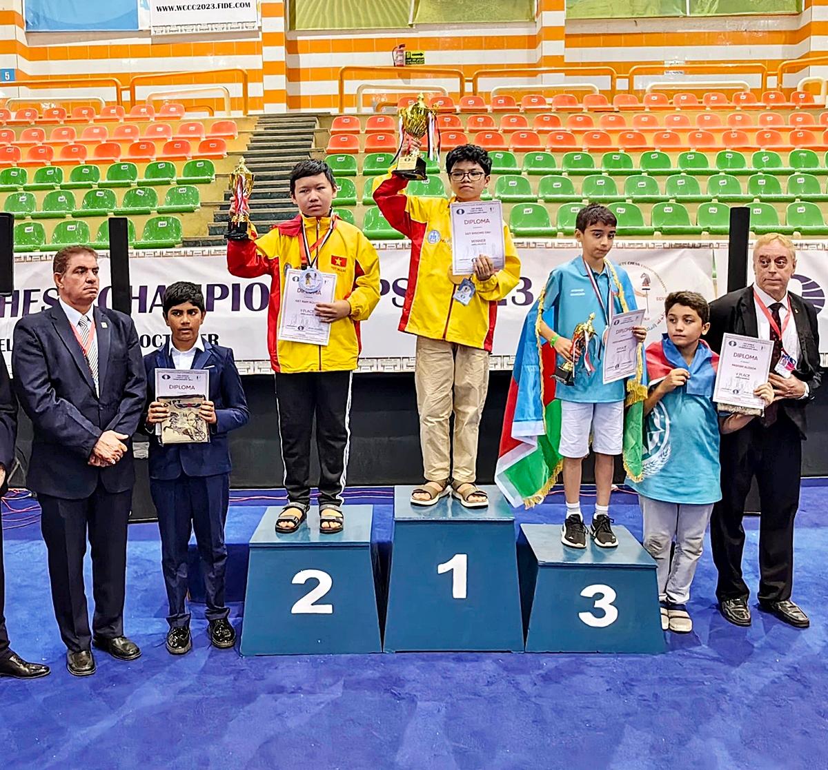 Trước thềm gala Cúp Chiến thắng, Đầu Khương Duy tiến sát danh hiệu Kiện tướng Quốc tế