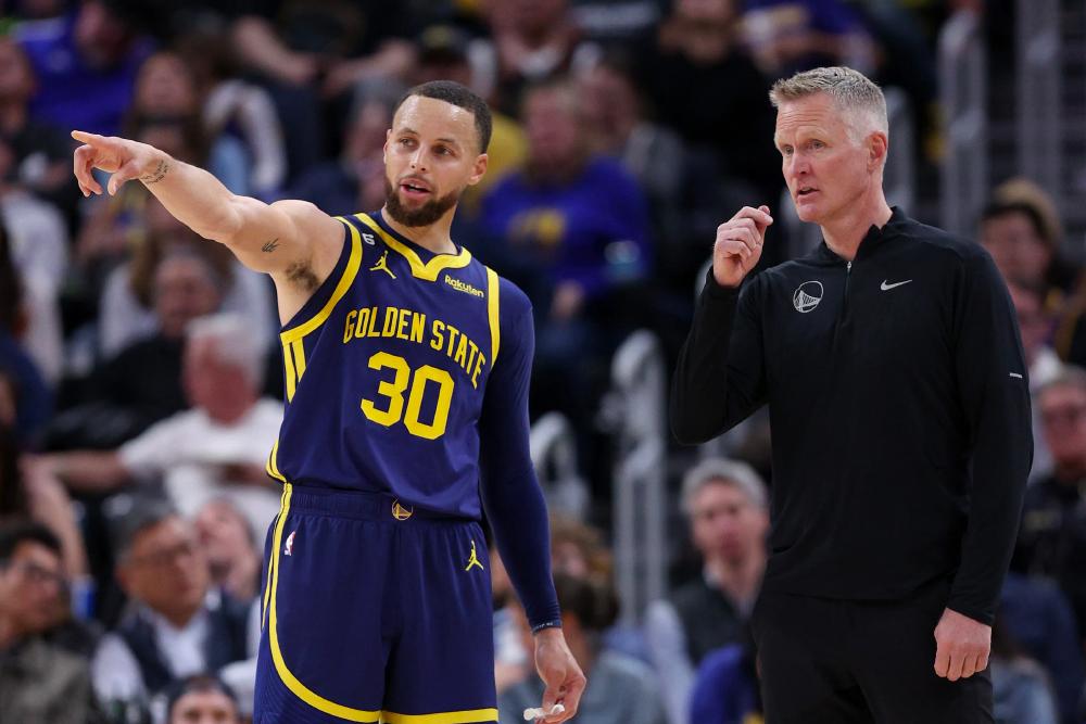 Trói chân HLV Steve Kerr, Golden State Warriors chuẩn bị “điệu nhảy cuối cùng" với Stephen Curry?