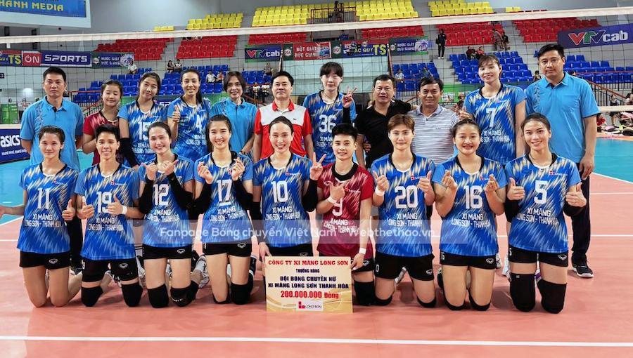 Thắng tưng bừng trận ra quân giải VĐQG 2024, bóng chuyền nữ Thanh Hóa lại nhận thưởng nóng