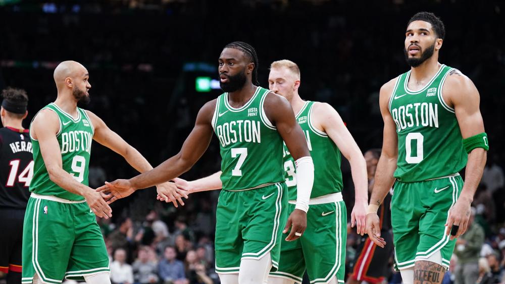 Kiến trúc sư trưởng của Boston Celtics, đội hình số 1 NBA đoạt danh hiệu Executive of The Year