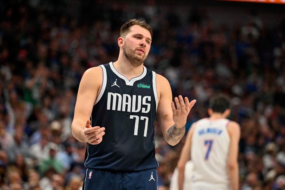 Luka Doncic bỏ lỡ quả ném phạt quan trọng, Dallas Mavericks đánh rơi chiến thắng Game 4 trước OKC