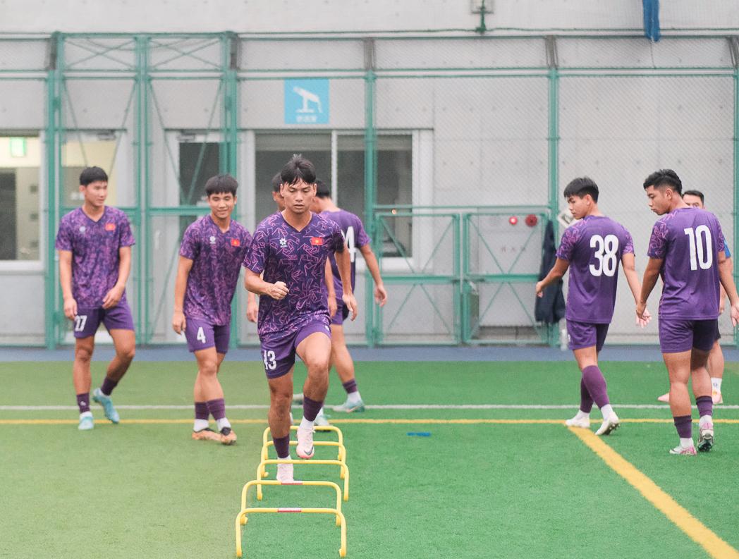 U20 Việt Nam hủy đấu tập ở Nhật Bản vì bão
