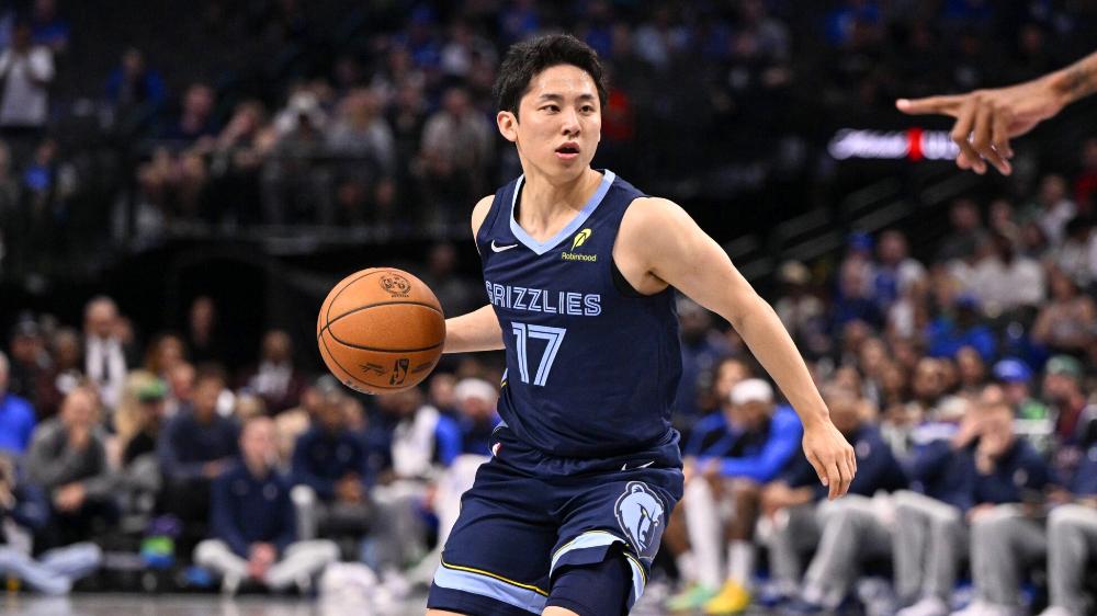 Chuyển nhượng NBA: Chỉ cao 1m72, nguồn cảm hứng Nhật Bản vẫn có hợp đồng với Memphis Grizzlies
