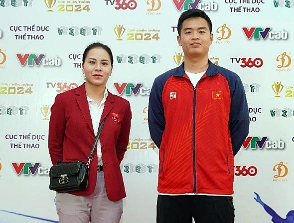 Trịnh Thu Vinh và Phạm Quang Huy nhận phần thưởng đặc biệt ngày hạ màn giải Vô địch Bắn súng quốc gia 2024