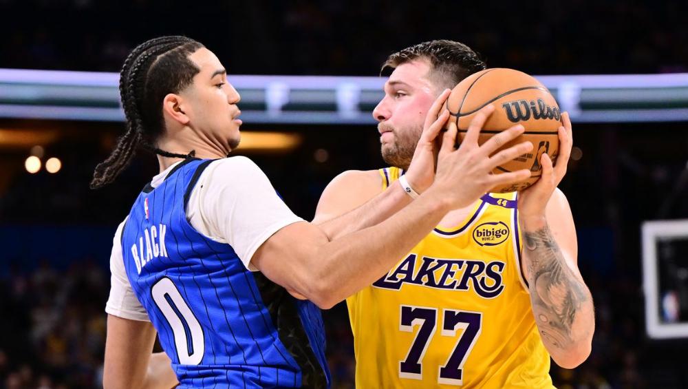 Thua hai trận liên tiếp dù có đủ đội hình LeBron, Luka: Điều gì đang xảy ra tại Lakers?