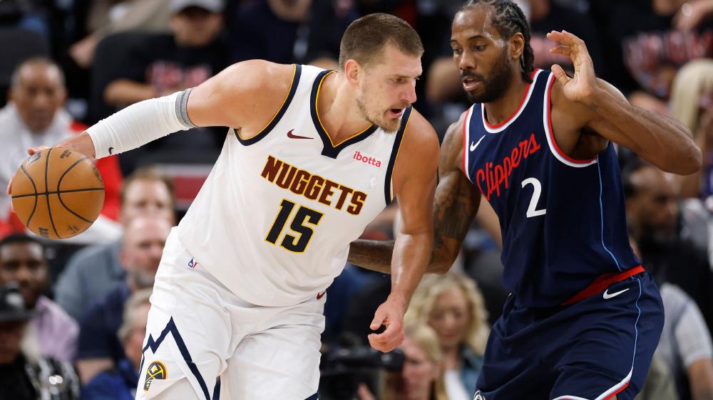 LA Clippers đưa Denver đến Game 7: Chục cuộc điện thoại và kỳ tích của HLV Tyronn Lue