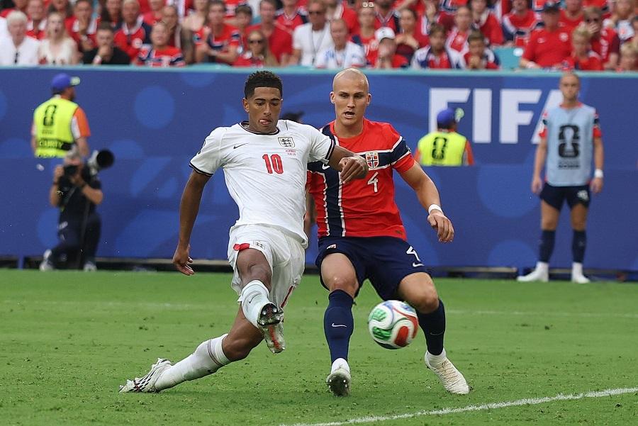 VIDEO: Bàn thắng quyết định của Bellingham trong hiệp phụ cho Anh ở tứ kết World Cup 2026