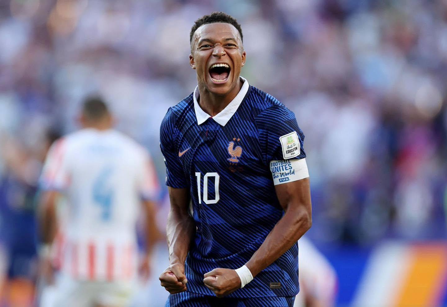 VIDEO: Mbappe lập cú đúp vào lưới Anh, vượt Messi trên “bảng vàng” ghi bàn World Cup