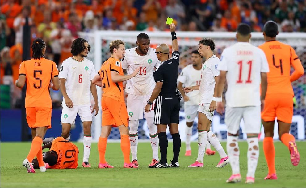 Chuyên gia cảnh báo 240 tỷ đô la tiền cá cược và 7 trận đấu "bất thường" ở World Cup 2026
