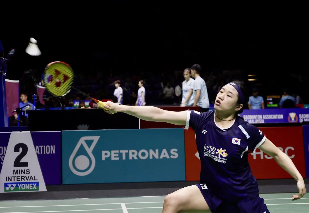 Trực tiếp cầu lông Malaysia Open 2025 ngày 10/01: Số 1 thế giới gặp bạn của ứng viên Cúp Chiến thắng Nguyễn Thùy Linh