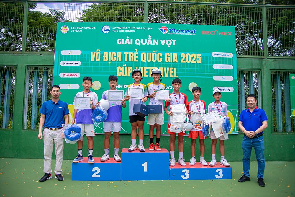 Cúp Vietravel 2025: Khép lại mùa giải trẻ rực rỡ, bùng nổ cảm xúc trên sân đấu quần vợt