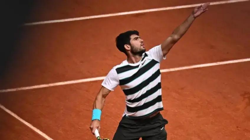 Cựu vô địch quần vợt Wimbledon tiết lộ bí mật lớn về cú giao bóng mới của Carlos Alcaraz