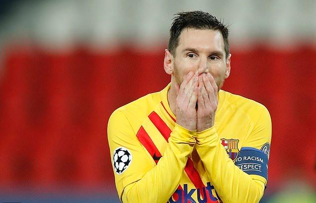 Koeman tuyên bố về Messi sau khi Barca bị loại khỏi Champions League