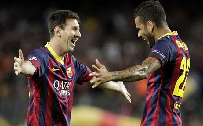 Dani Alves đưa ra câu trả lời khéo léo về Messi và Ronaldo