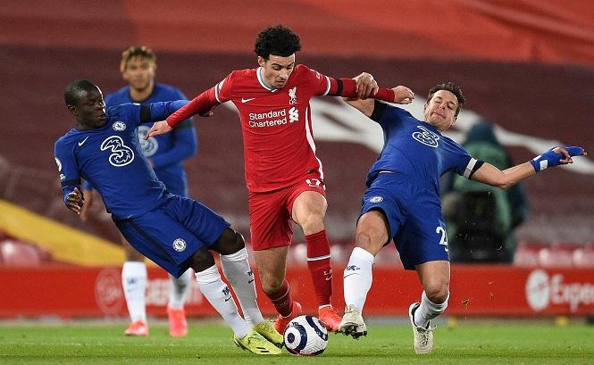 CĐV Liverpool nổi giận vì không được nhận phạt đền trước Chelsea