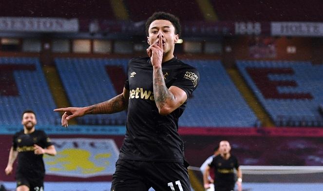 CĐV MU phản ứng với màn ra mắt như trong mơ của Lingard