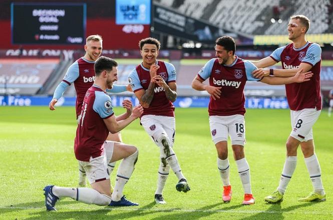 MU thận trọng khi cài điều khoản đối với Lingard