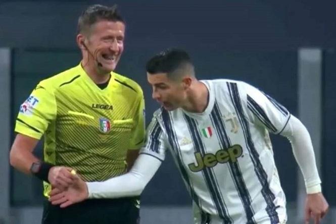 Ronaldo không tin vào Goal-line và đòi kiểm tra đồng hồ trọng tài