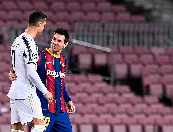 Messi còn kém Ronaldo bao nhiêu bàn thắng trong sự nghiệp?