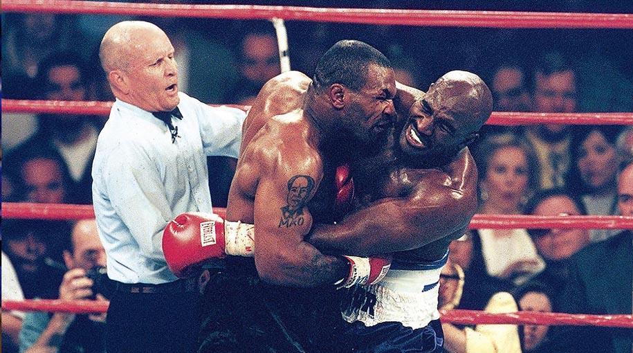 Mike Tyson không phải tay đấm lực nhất từng đấu Evander Holyfield
