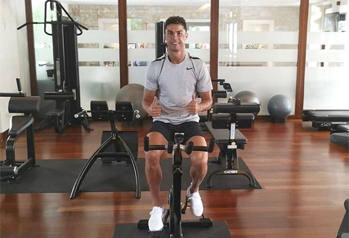 Ronaldo nặng bao nhiêu kg sau thời gian bị cách ly?