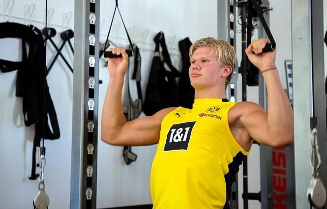 Haaland tăng 12 kg cơ để thành vua ghi bàn Champions League