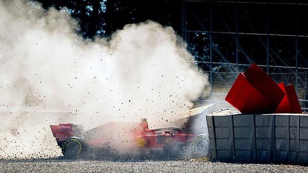 Thể thao 24h: Sebastian Vettel không hề hấn gì sau tai nạn ở tốc độ 241km/h trên đường đua thử F1