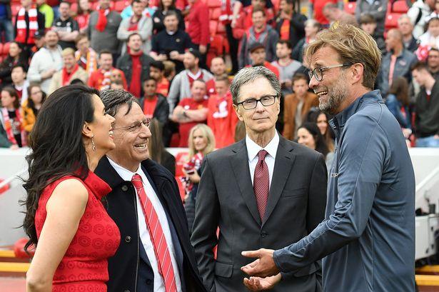 Liverpool đã biến đổi từ con mồi thành kẻ săn mồi trên thị trường chuyển nhượng thế nào?