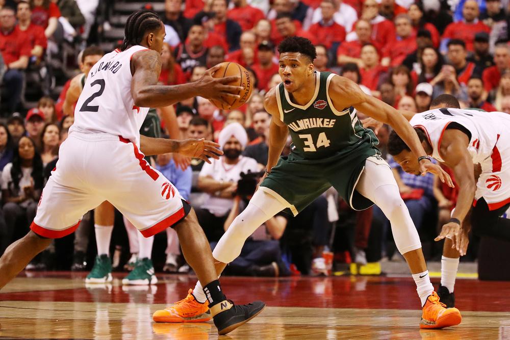 Giữa Bucks và Raptors, Warriors sẽ muốn gặp ai tại NBA Finals hơn?
