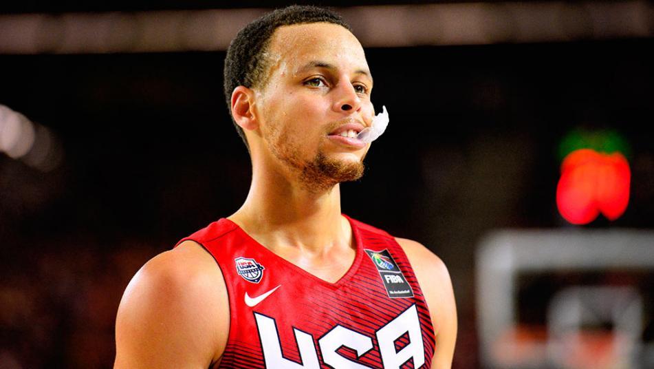 Stephen Curry úp mở về khả năng đấu cho tuyển Mỹ