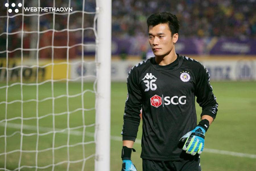Bùi Tiến Dũng kéo dài cái dớp buồn trong màu áo Hà Nội FC