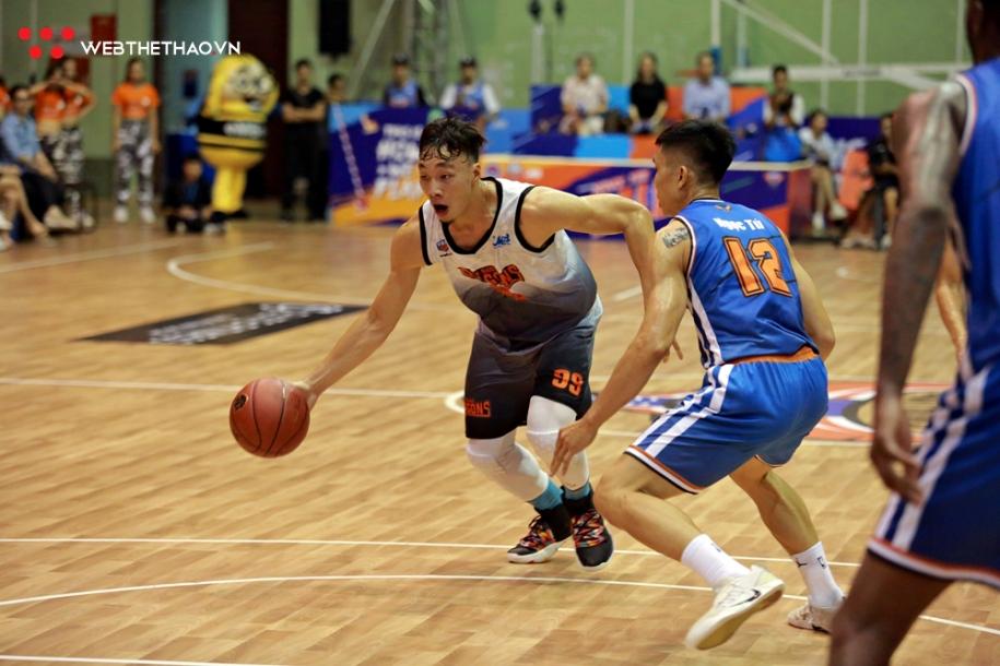 HLV Kevin Yurkus lý giải nguyên nhân Hùng "Cá Trê" vắng mặt tại SEA Games