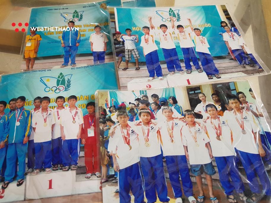 Chùm ảnh “độc” về thời niên thiếu và gia đình của kỷ lục gia Nguyễn Huy Hoàng