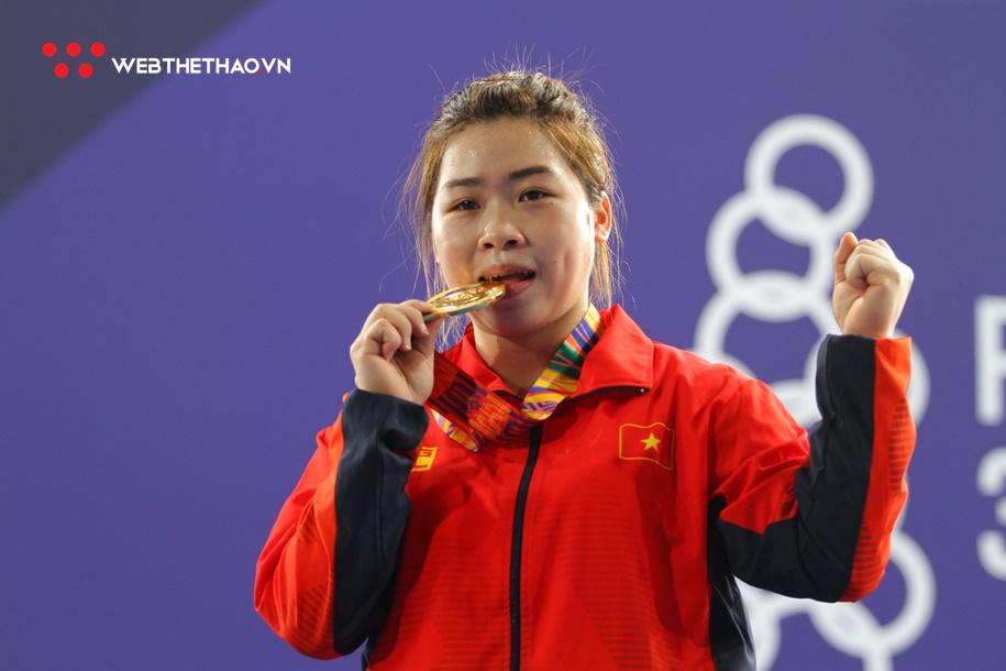 Lực sĩ Hoàng Thị Duyên cùng “đàn chị” Vương Thị Huyền nuôi giấc mơ giành vé Olympic 2020