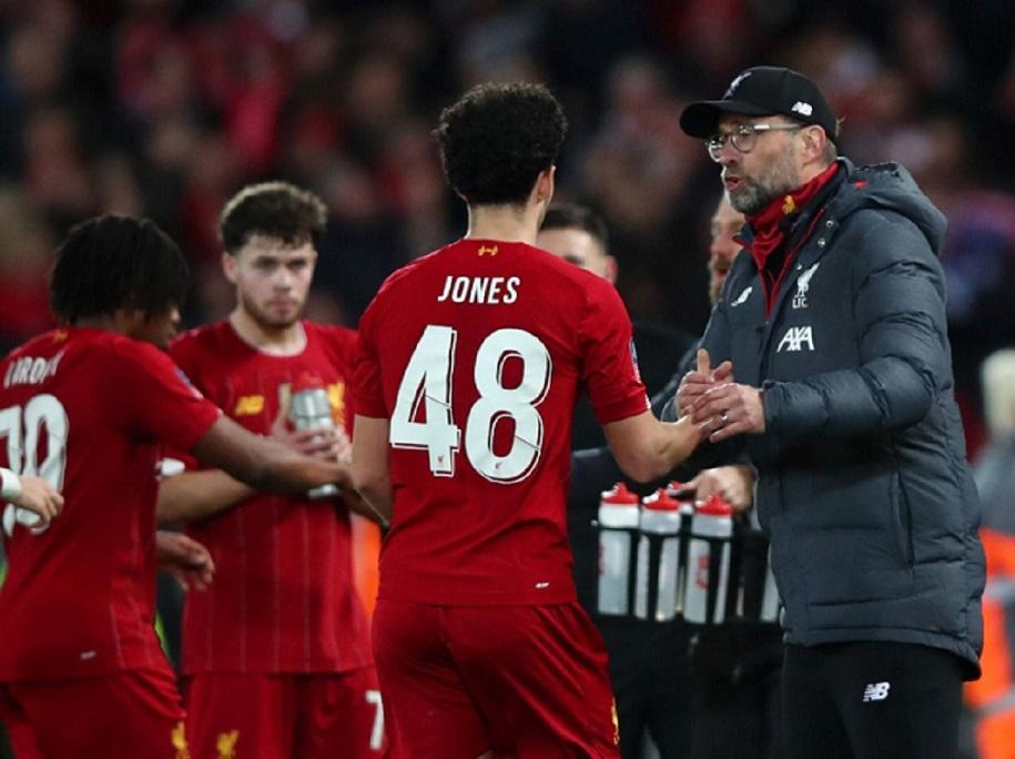 CĐV Liverpool phản ứng thú vị với chấn thương mới nhất cho Klopp