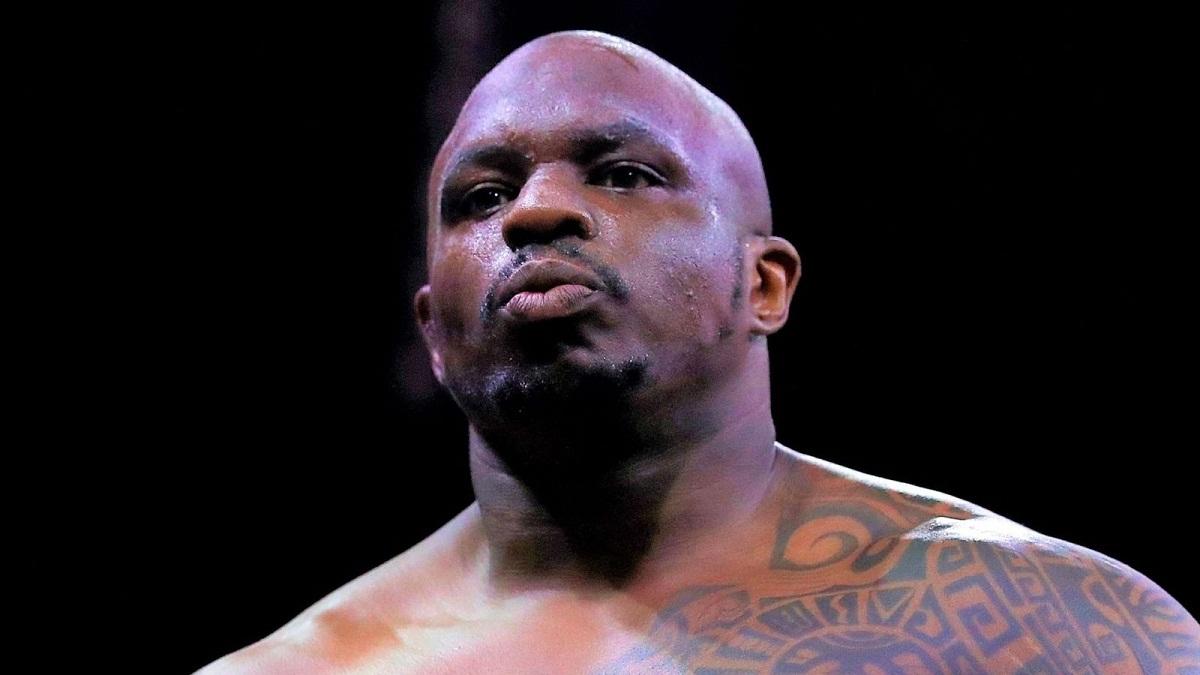 Ông bầu Eddie Hearn cân nhắc trận tiếp theo cho Dillian Whyte