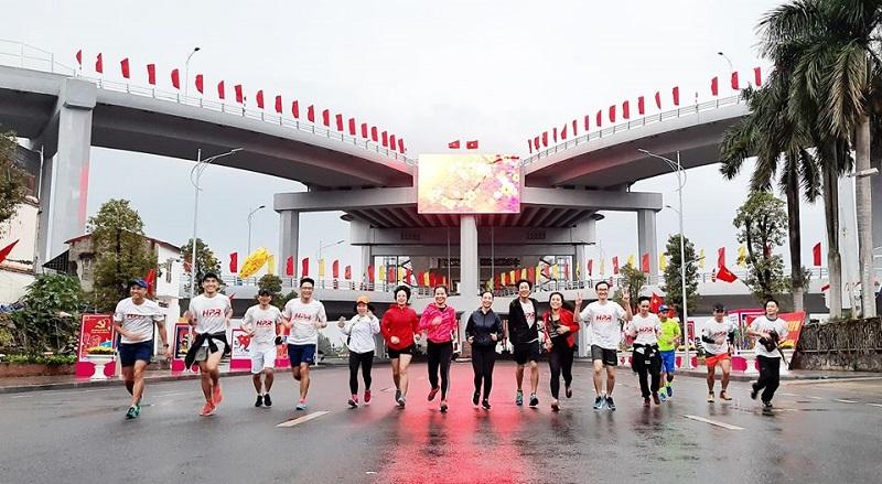 Chào năm mới Canh Tý 2020 runner khắp cả nước tưng bừng theo những cách riêng