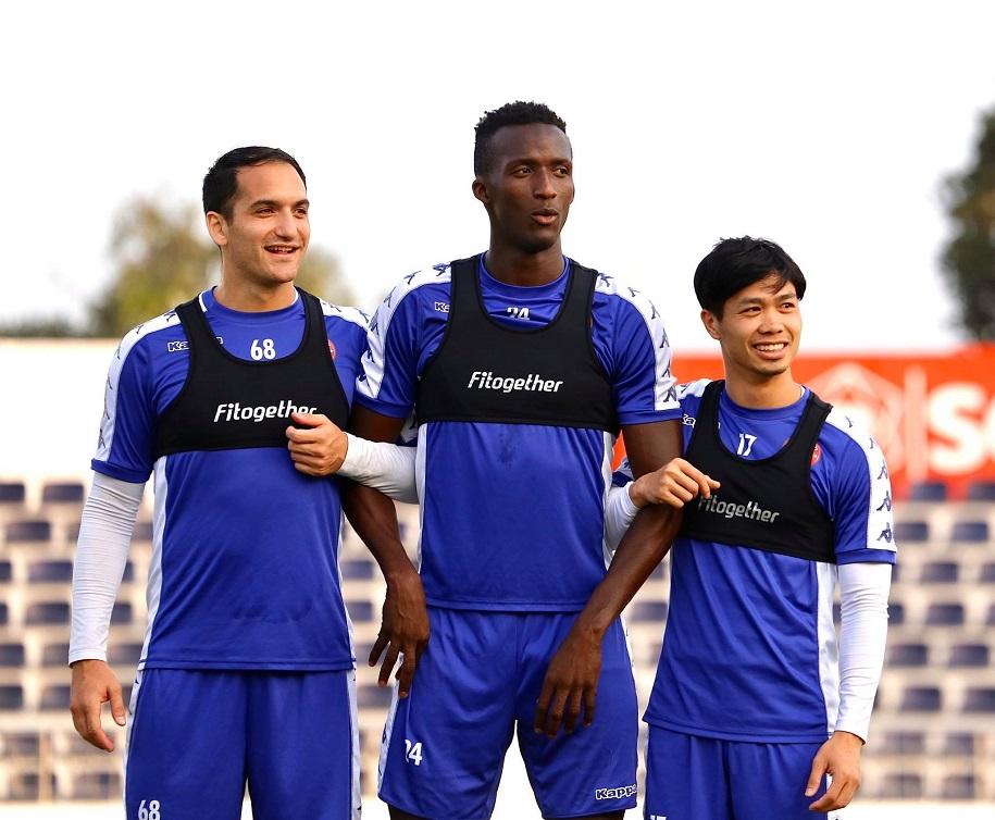 AFC không hoãn vì COVID-19, CLB TP. HCM sẵn sàng tham chiến ở Singapore