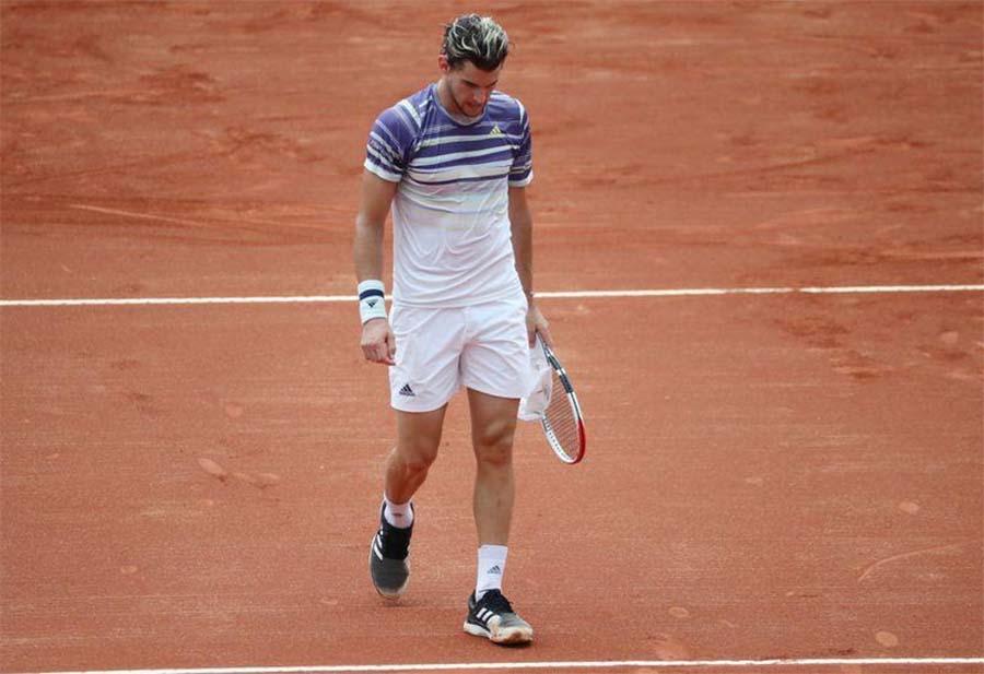 Dominic Thiem bỏ lỡ cơ hội qua mặt Roger Federer trên BXH thế giới