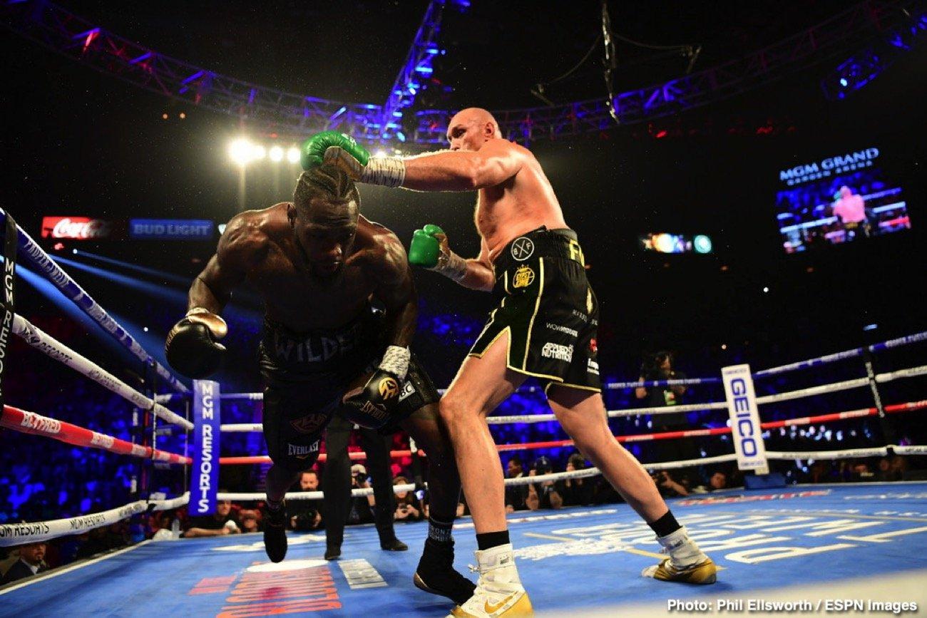HLV của Deontay Wilder, ông Jay Deas không phải là người tung khăn xin hàng
