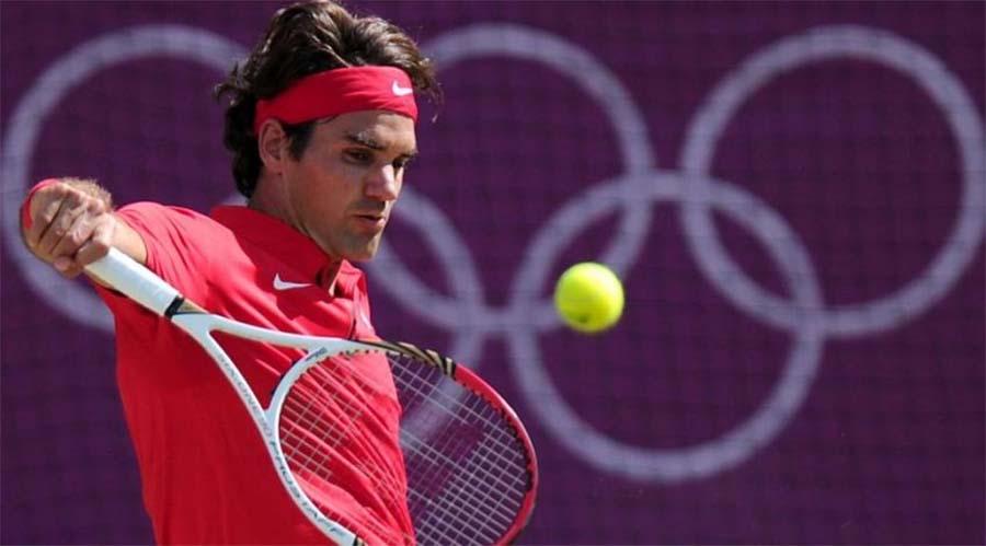 Roger Federer mổ đầu gối nghỉ 3 tháng: Tín hiệu sắp giải nghệ?