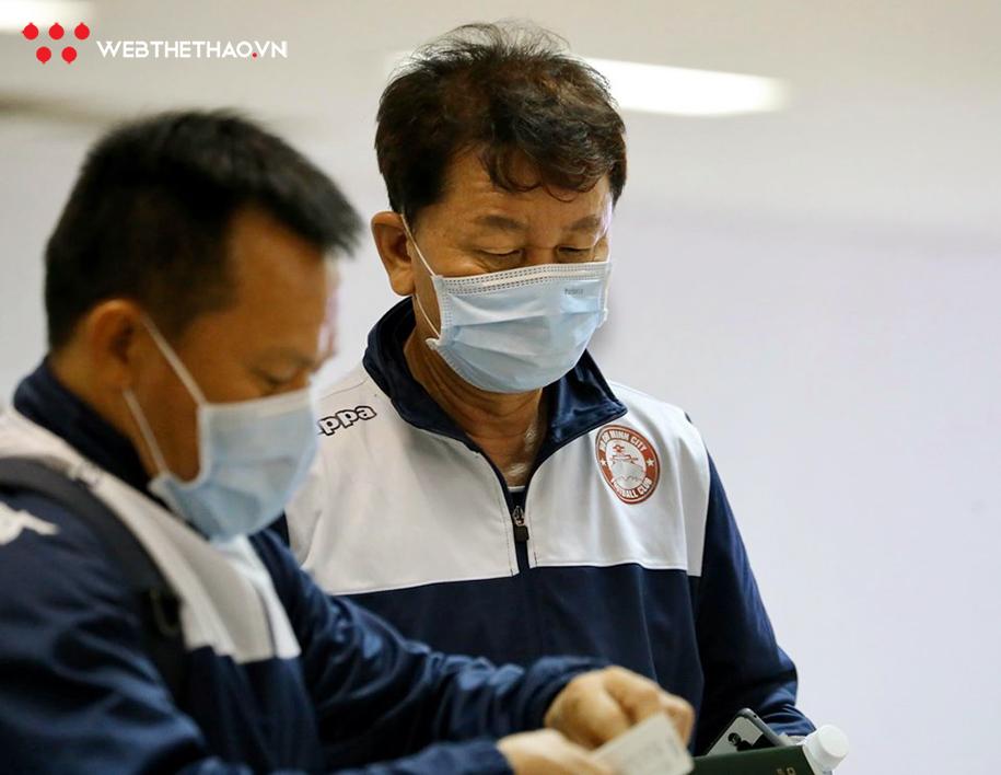 Công Phượng cùng đồng đội đến Lào chuẩn bị lượt trận thứ 3 tại AFC Cup