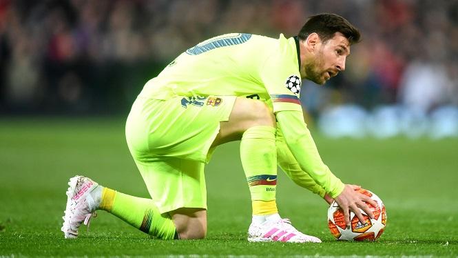 Messi đã bị các cầu thủ Brazil “đánh hội đồng” như thế nào?