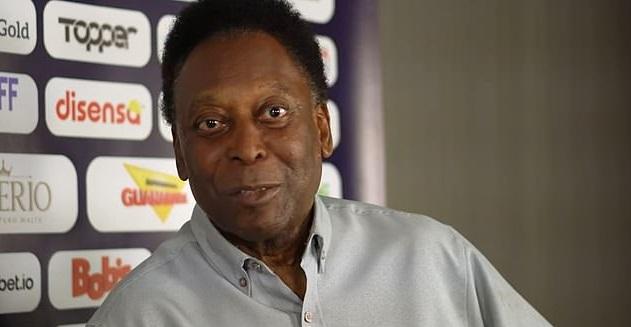 Pele so sánh Ronaldo và Messi khiến CĐV... ngã ngửa