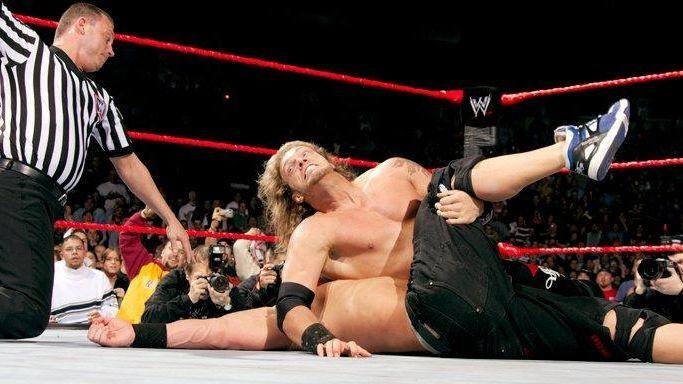 Cách mà huyền thoại WWE Edge thay đổi cả một hệ thống kịch bản của MITB